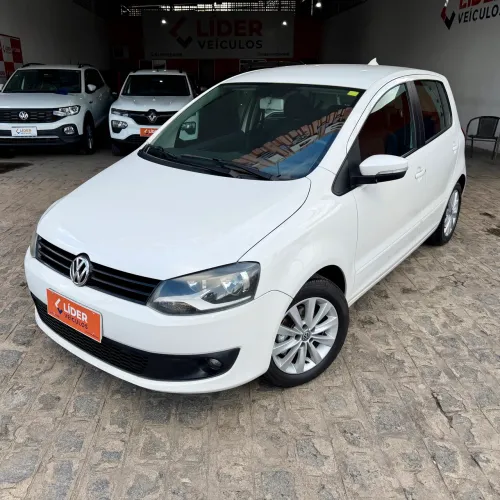 Volkswagen Fox 1.6 MI Total Flex 8V 5P 2013