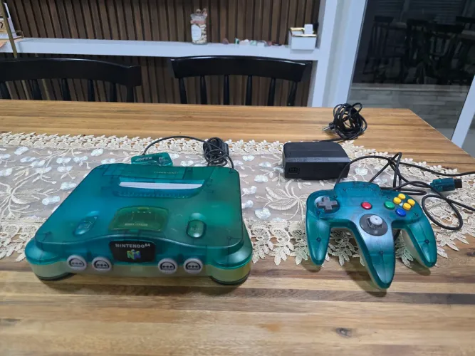 Nintendo 64 Clear Blue & White