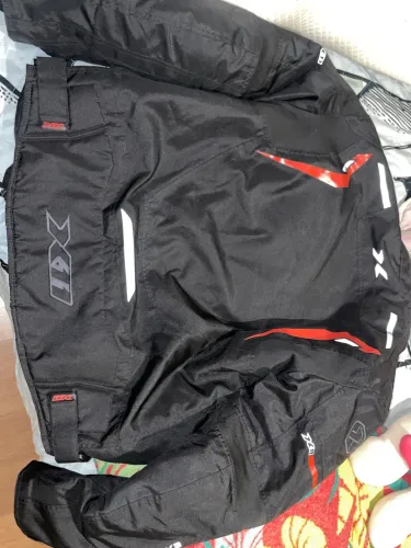 Vende se jaqueta x11
