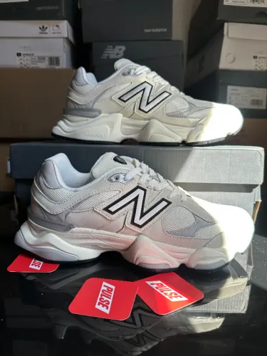 Tênis New Balance 9060 Sea Salt Raincloud - tamanho 40BR, original (1030)