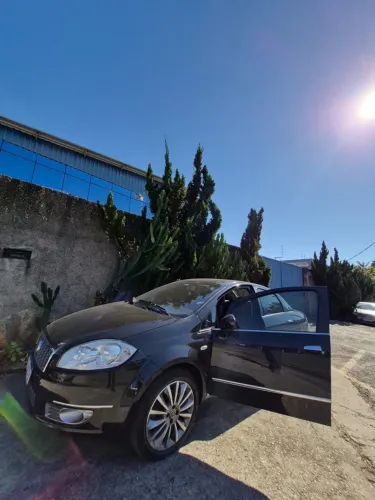 Fiat Linea Absolute 1.9/1.8 Flex Dualogic 4P 2014