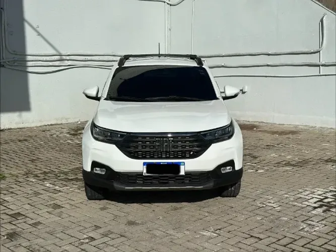 Fiat Strada Volcano 1.3 Flex 8V CD 2024