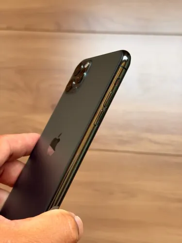 iPhone 11 Pro Max 64 GB