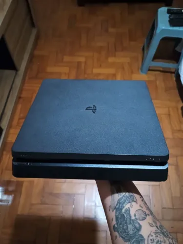 Ps4 slim