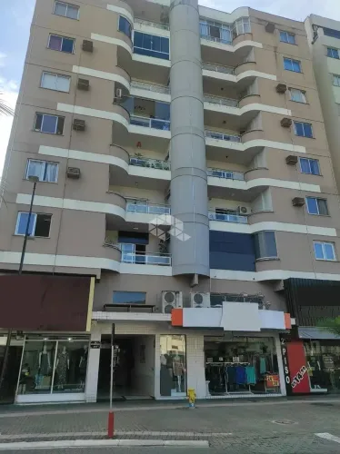Cobertura duplex 1 Suíte + 2 quartos/dormitórios no Centro de Jaraguá do Sul