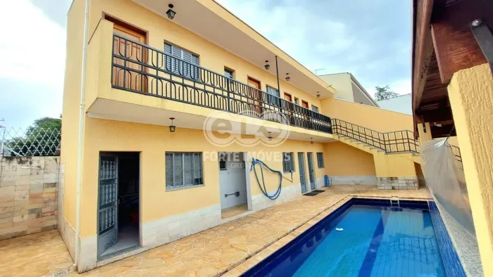 Oportunidade Linda Casa com Piscina a Venda Ótima Localização no Vila Avaí em Indaiatuba -