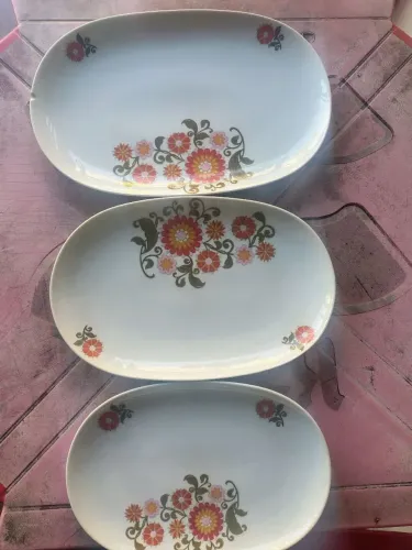 Jogo travessas porcelana anos 70 século XX