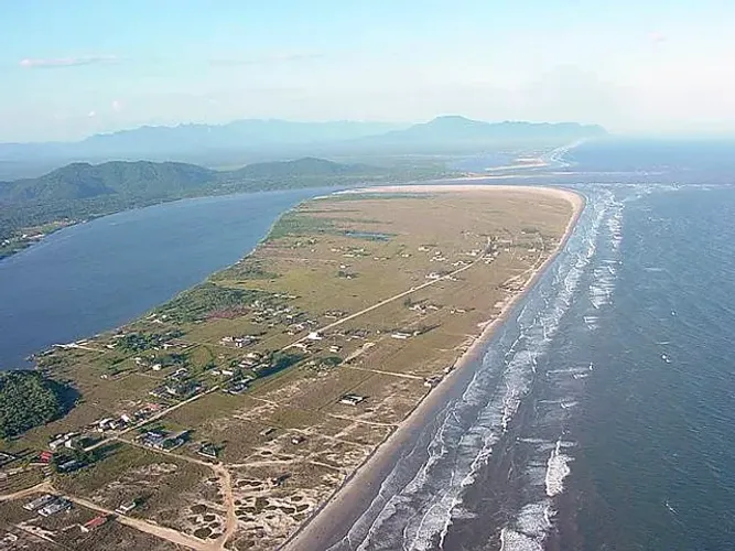 TERRENO À VENDA EM ILHA COMPRIDA - SP 
