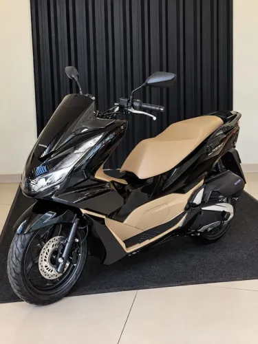 Honda PCX 160 DLX