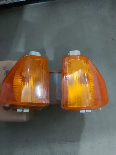Par de pisca Escort cht até 86 cibie original na caixa