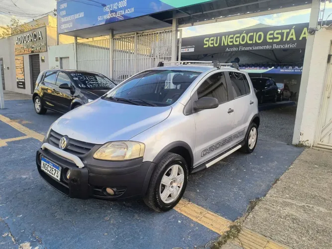 Volkswagen Crossfox 1.6 MI Total Flex 8V 5P 2006