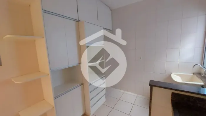 Apartamento para Locação com 2 Quartos - 54m² - Jardim Holanda - Uberlândia/MG