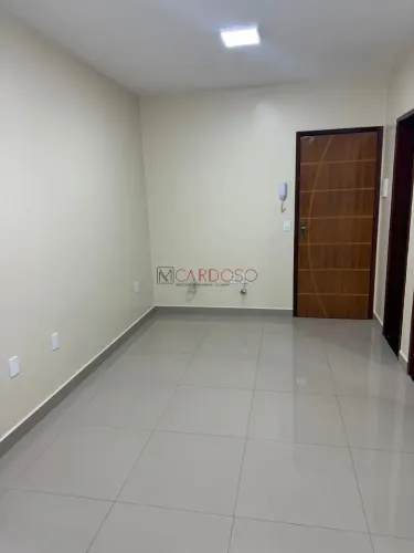 Apartamento 1 quarto, Riacho Fundo II, Possui Elevador, Cozinha americana, Lote escriturad