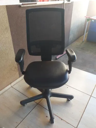 Cadeira tipo presidente