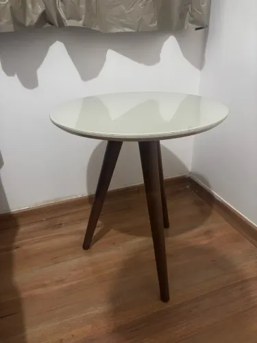 Vendo mesa de canto