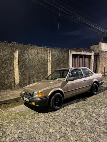 Ford Verona LX 1.8 (modelo Antigo) 1991