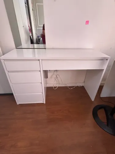 Mesa escritório / penteadeira 