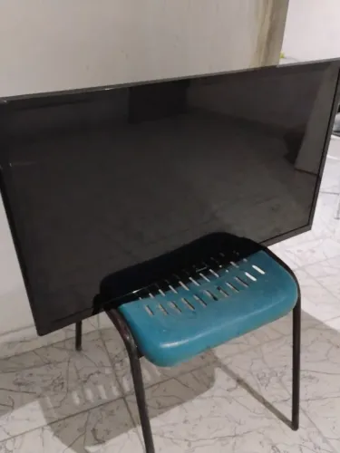 Tv Samsung 32 polegadas com defeito liga mais não aparece imagem 