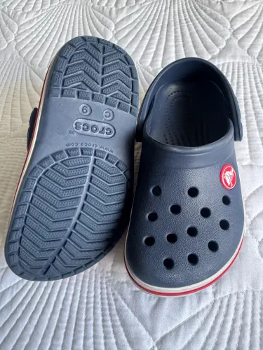 Crocs azul