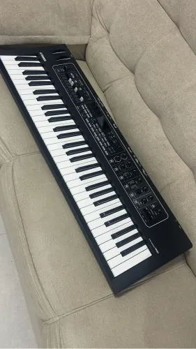Yamaha CK61