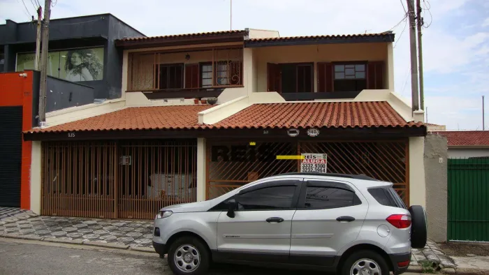 Casa com 3 dormitórios para alugar por R$ 2.783,30/mês - Jardim São Paulo - Sorocaba/SP