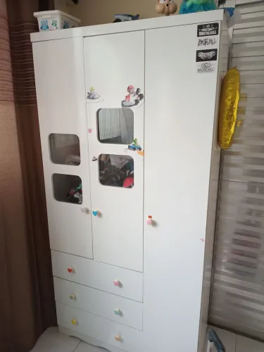Guarda roupa infantil 