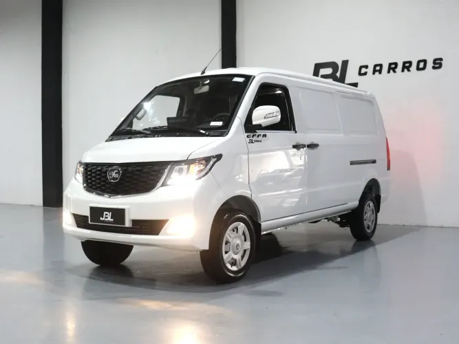 Effa V25 FURGÃO 1.5 16V 5P 2027
