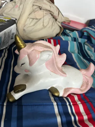 DECORAÇÃO DE CERAMICA DE UNICÓRNIO 