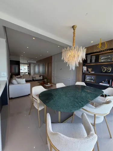 Apartamento com 3 Suítes Mobiliado e reformado no Edifício Arthur