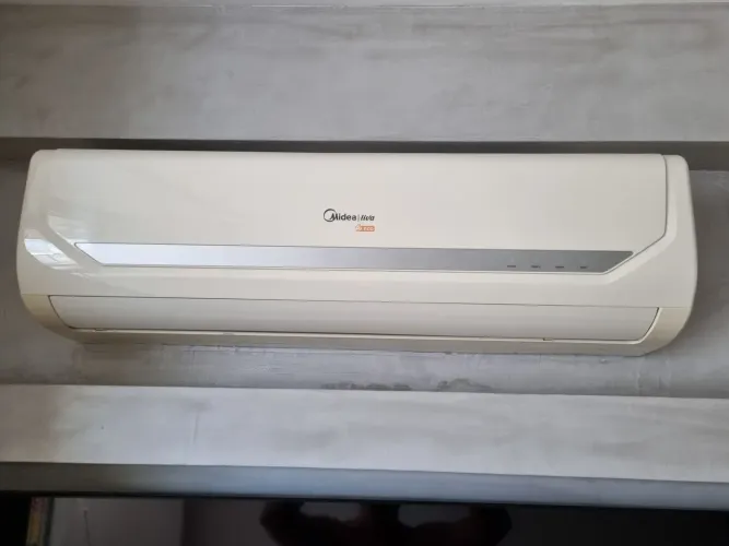 Ar condicionado Midea 18000 btu's