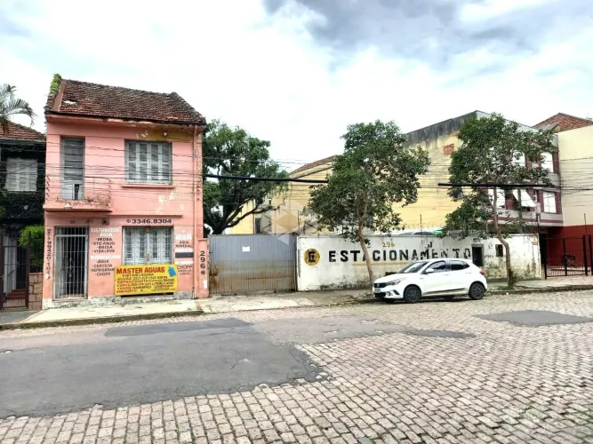 Terreno à venda no Bairro Floresta em Porto Alegre