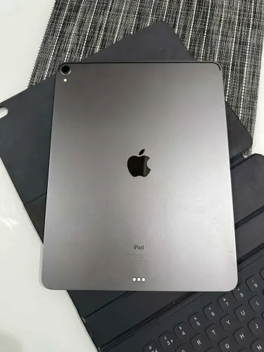 iPad Pro 3 geração 12,9 - 512GB