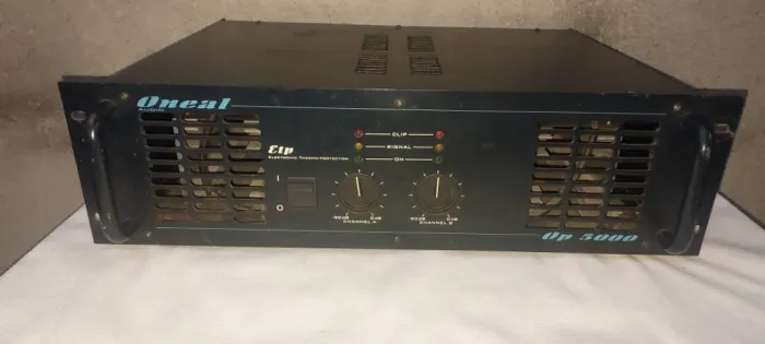 Amplificador Oneal Modêlo 5000 profissional