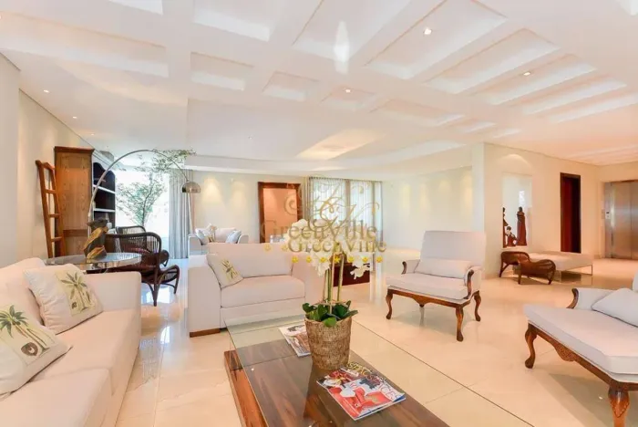 Jardim Social/ 5 Suítes/ 6 Vagas/ Residência 833,71m²