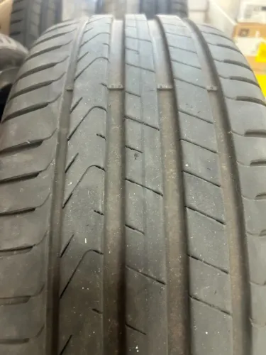 KIT 2 PNEUS PIRELLI SCORPION SEAL INSIDE 235/45 R19 95V ? SEMINOVOS (16.500 KM)