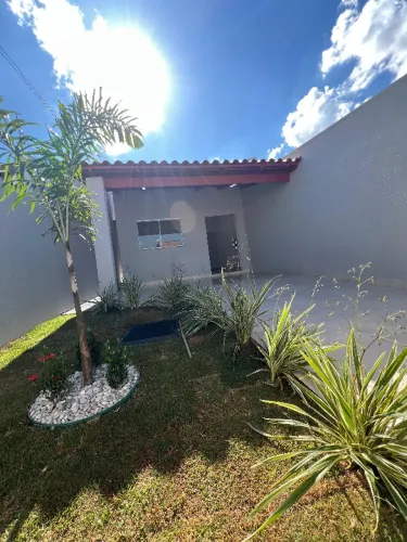 Casa Residencial Santa Fé 3 quartos sendo 1 suíte