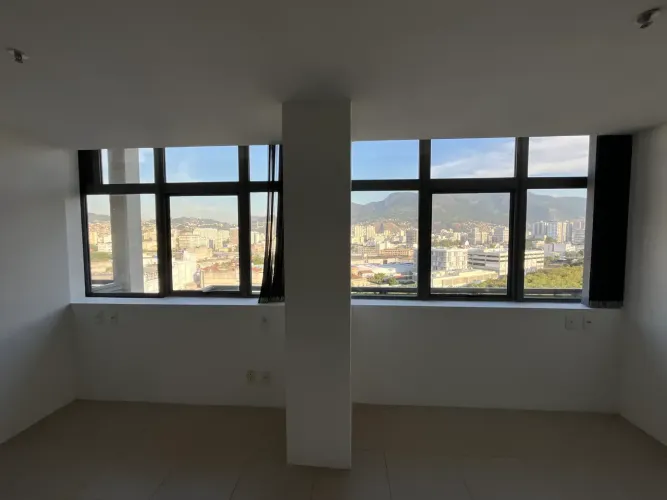 Escritório para aluguel possui 50 metros quadrados em São Cristóvão - Rio de Janeiro - RJ