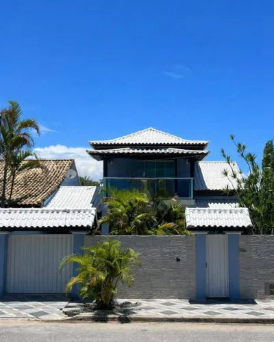 Casa Duplex com 3 Quartos (2 Suítes) e com Piscina - Araruama/RJ Pontinha