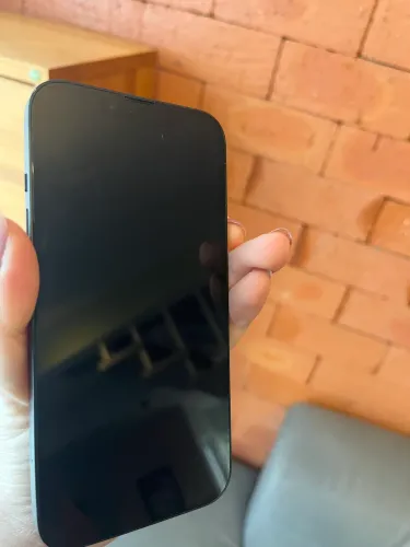 iPhone 13, 100% de bateria