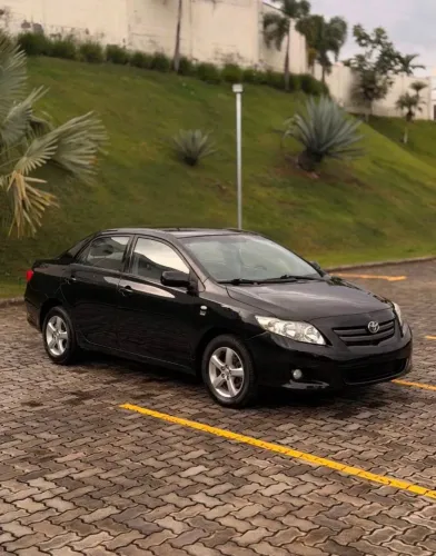 Toyota Corolla Altis 2.0 Flex 16V Aut. 2013