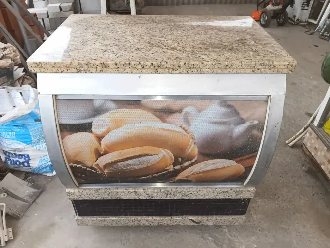 Vendo balcão caixa com gaveta