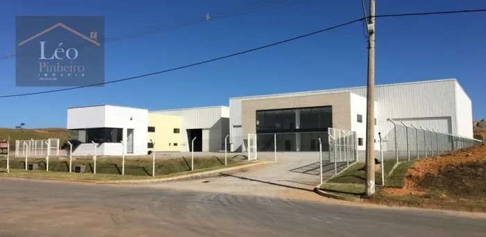 Galpão no Vale das Palmeiras- Macaé