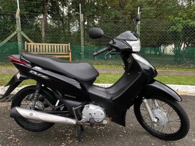 BIZ 125 ES 2011
