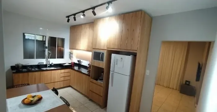 Casa térrea à venda no Éden, em Sorocaba-SP.