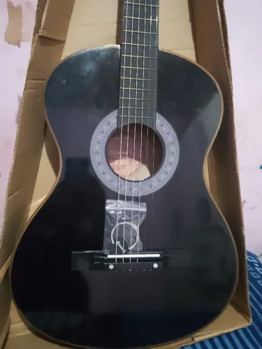 VIOLÃO QUEENS 38' ACÚSTICO, CORDAS DE AÇO, COR PRETO.