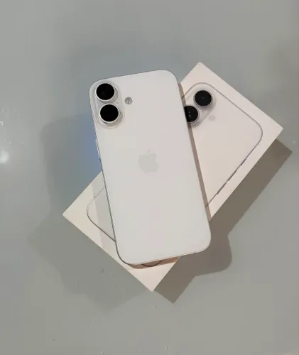 iPhone 16, 128GB, impecável - Pouco uso