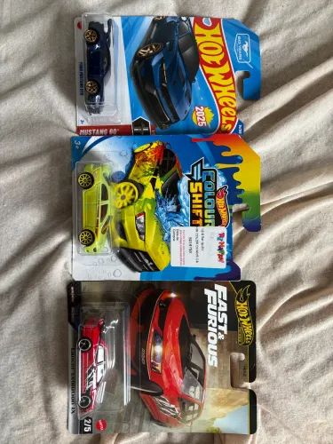 Carrinhos Hot Wheels