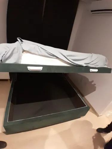 Bau Casal Verde Floresta Suede