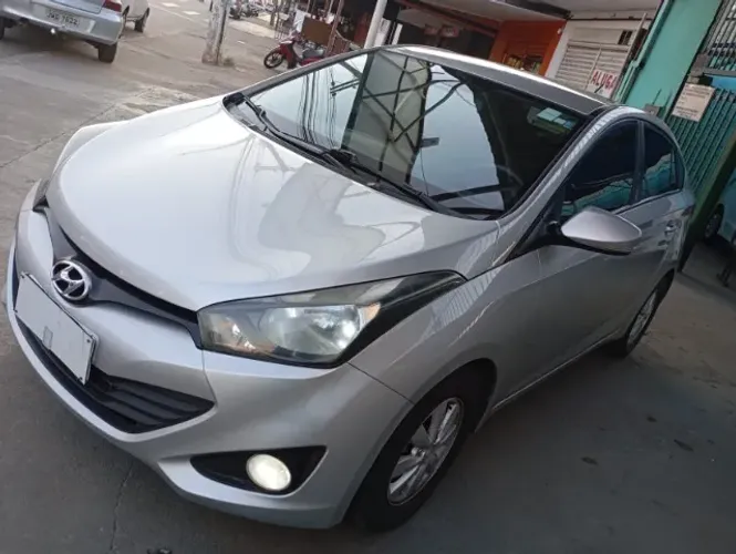Hyundai HB20S C.style/c.plus1.6 Flex 16V Aut. 4P 2015