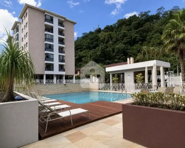 Apartamento para venda com 2 quartos, 65m² - Corrêas - Petrópolis/RJ